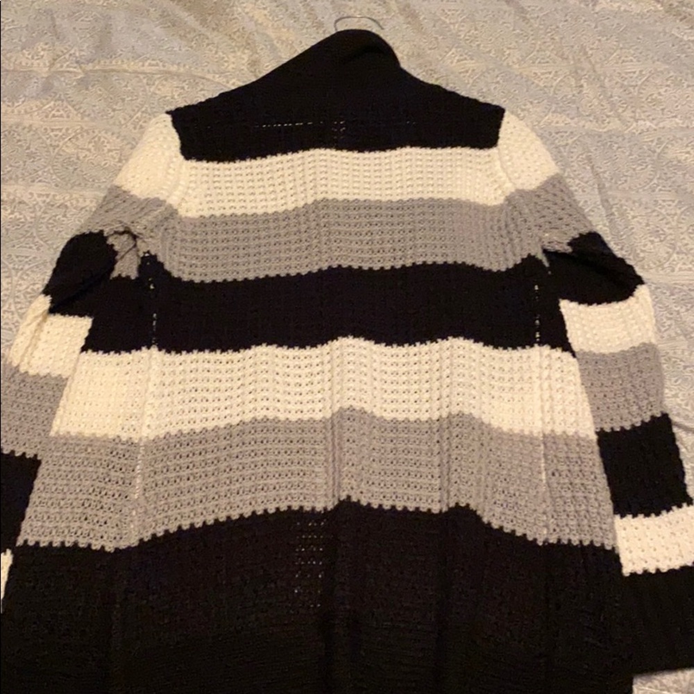 Cardigan - Picture 2 of 2